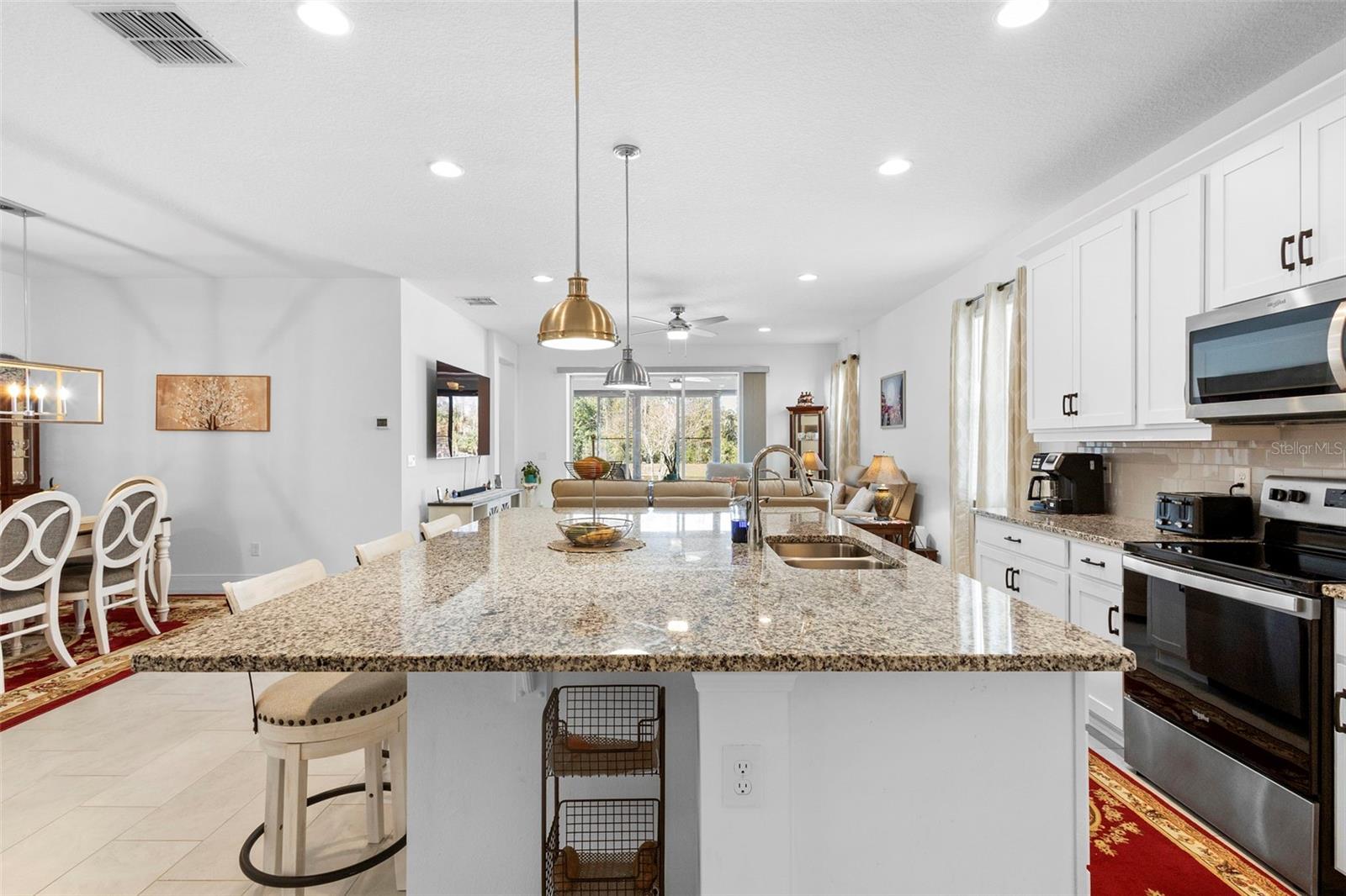 Image 14 of 54 For 744 Hyperion Drive