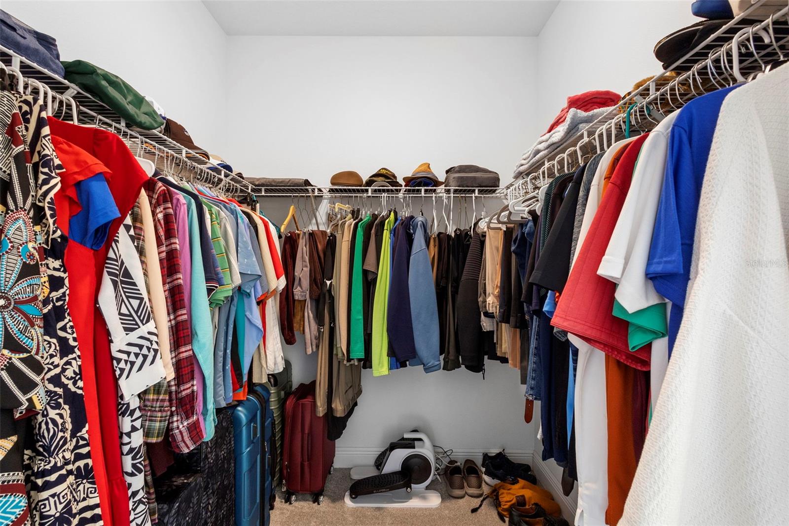 Image 23 of 54 For 744 Hyperion Drive