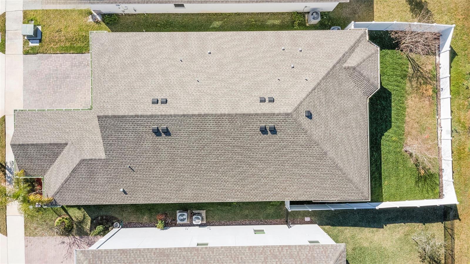 Image 43 of 54 For 744 Hyperion Drive