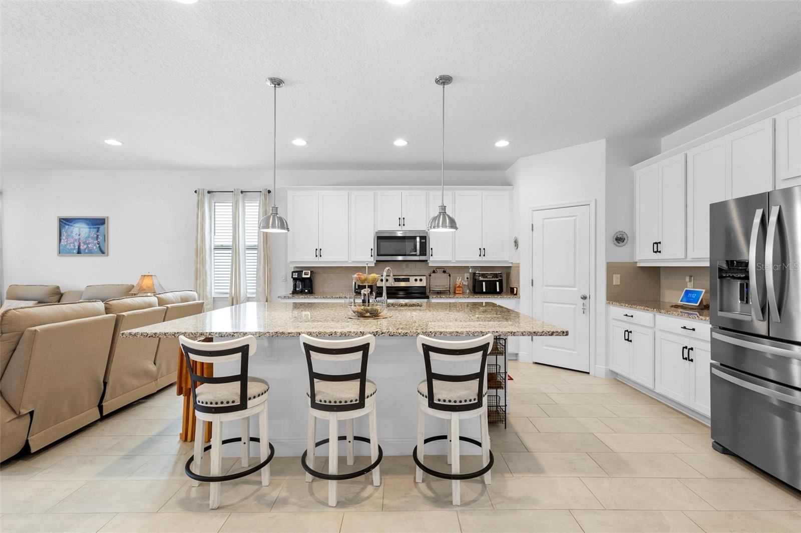 Image 9 of 54 For 744 Hyperion Drive