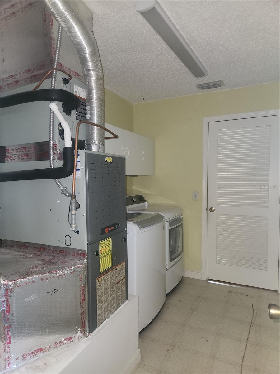 Image 21 of 28 For 8241 176th Lawson Loop