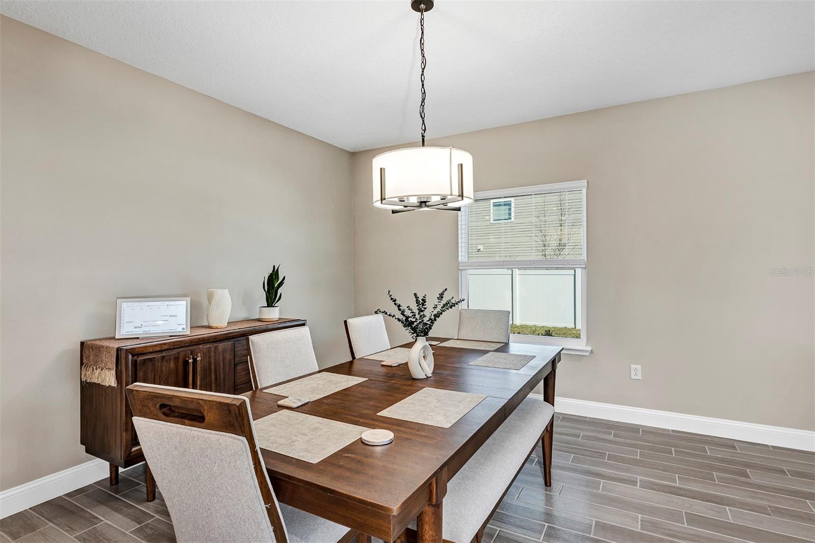 Image 13 of 31 For 4146 Clifden Drive