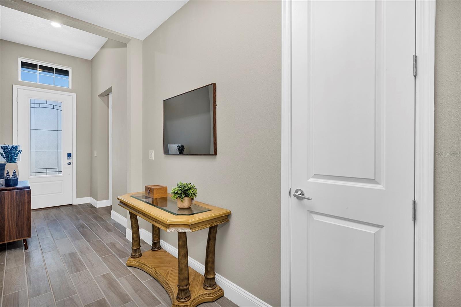 Image 18 of 31 For 4146 Clifden Drive