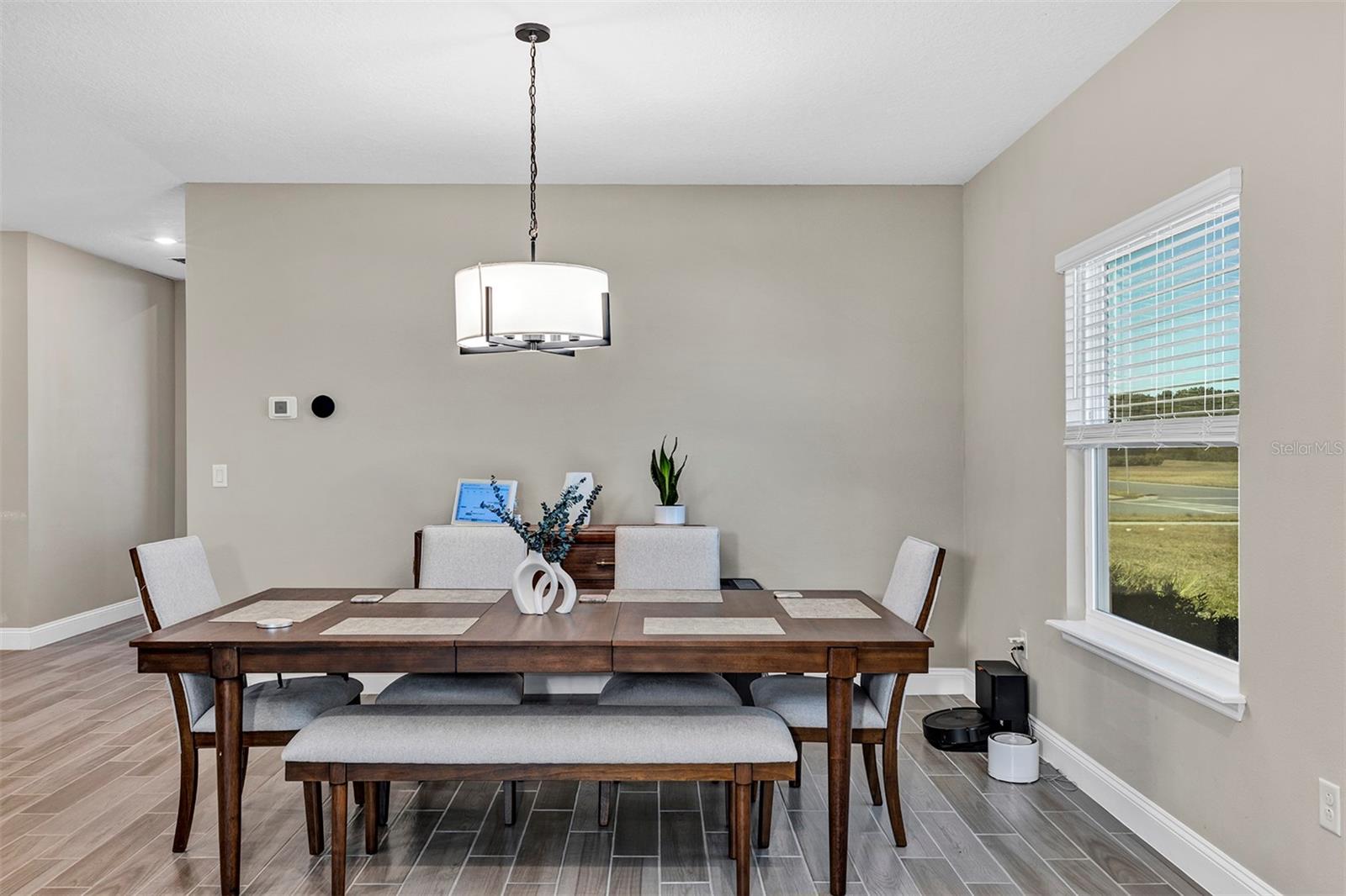 Image 9 of 31 For 4146 Clifden Drive