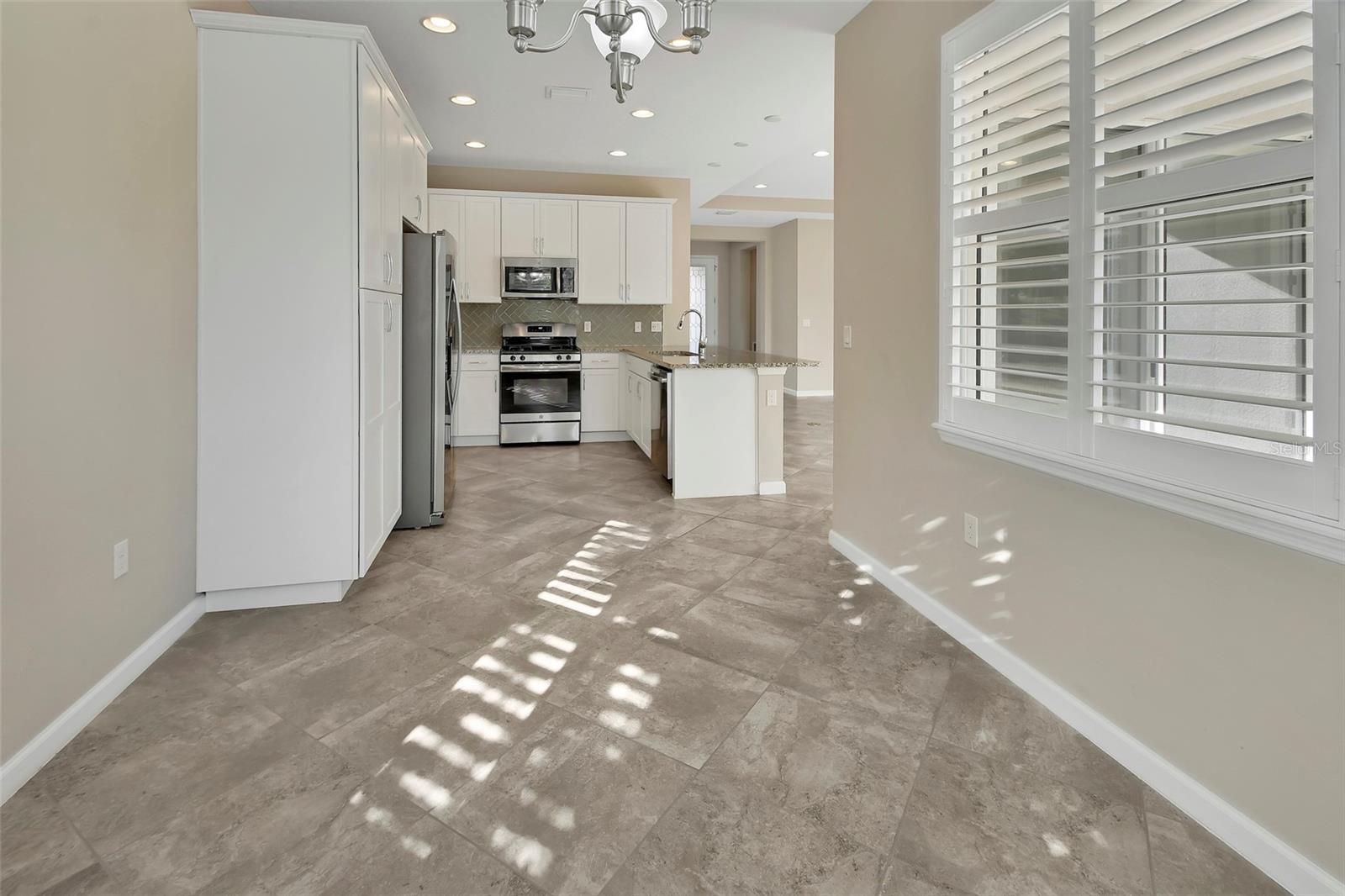 Image 17 of 40 For 509 Adenmore Terrace