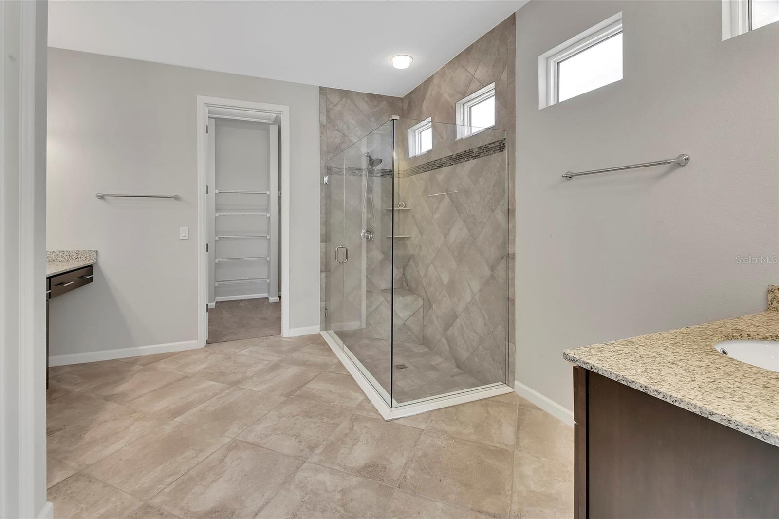 Image 23 of 40 For 509 Adenmore Terrace