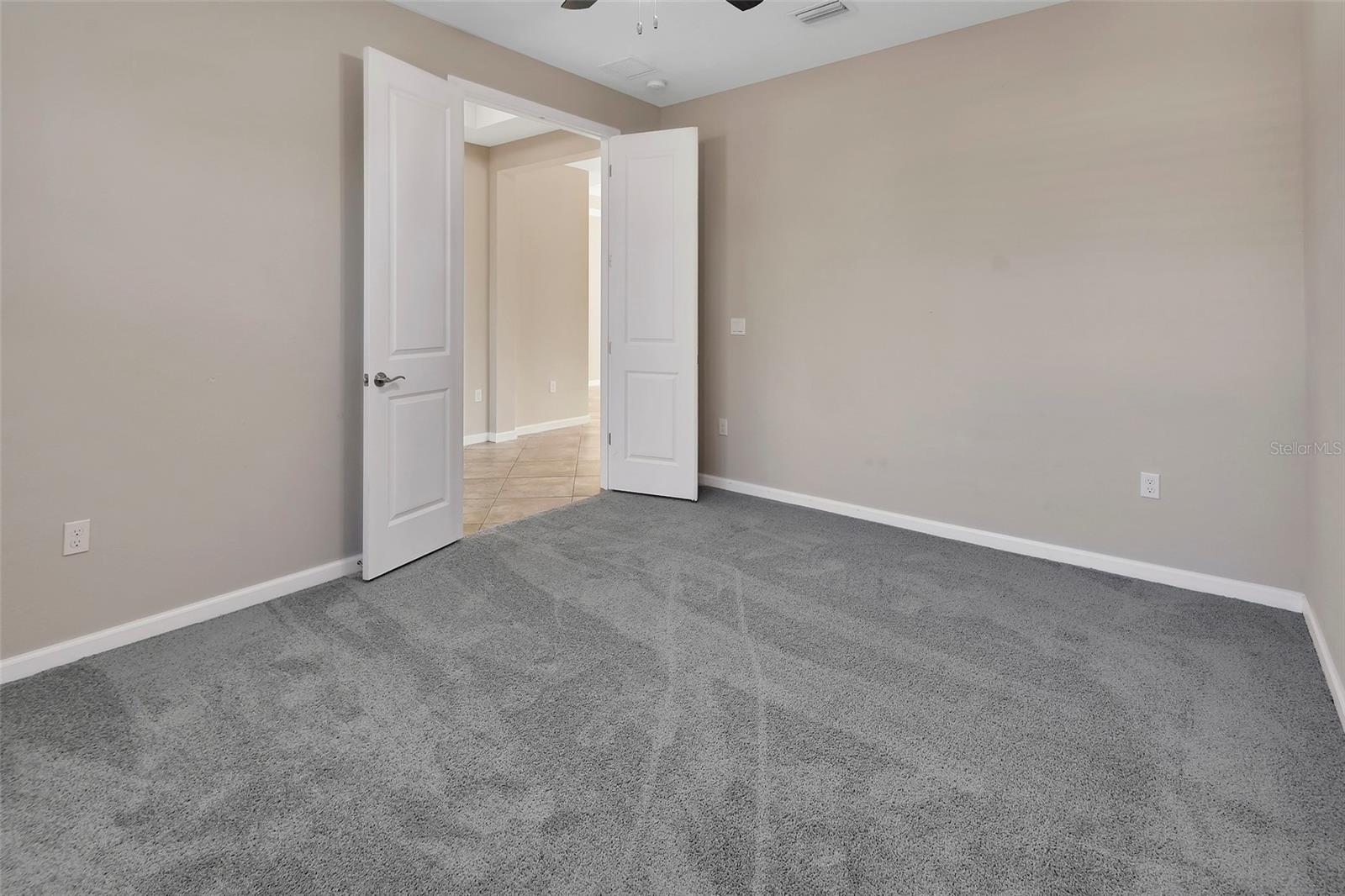 Image 32 of 40 For 509 Adenmore Terrace