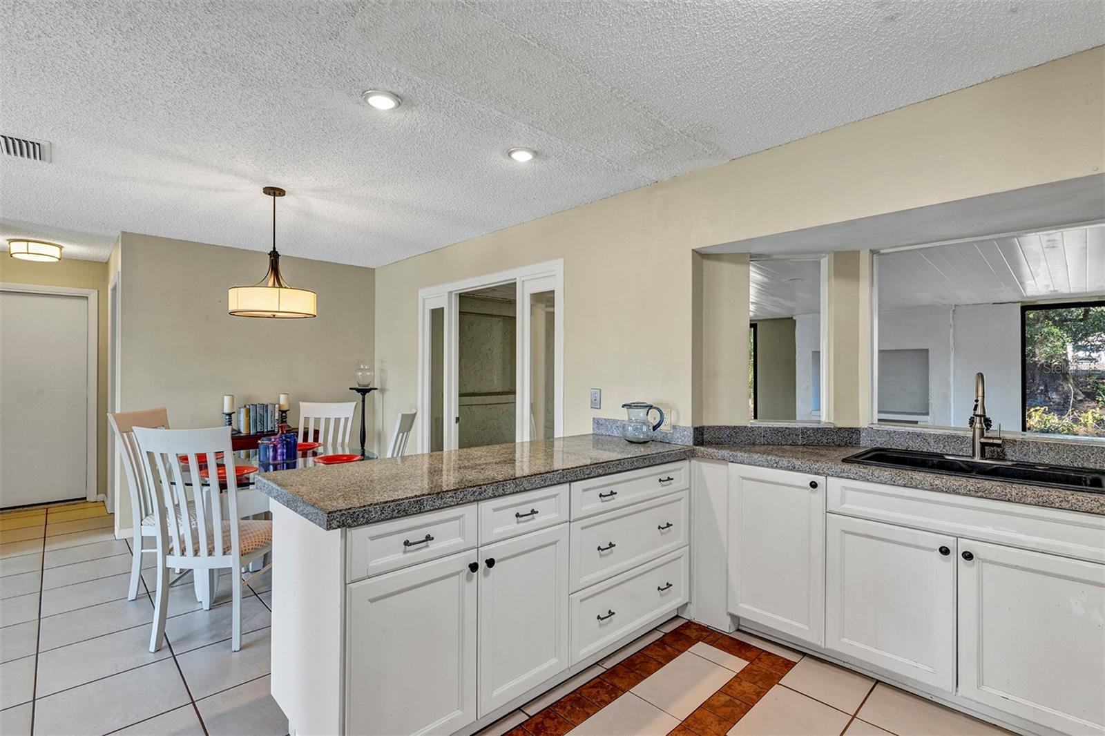 Image 10 of 28 For 2329 North Avenue