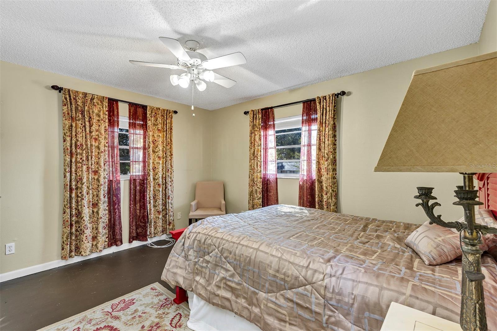 Image 22 of 28 For 2329 North Avenue