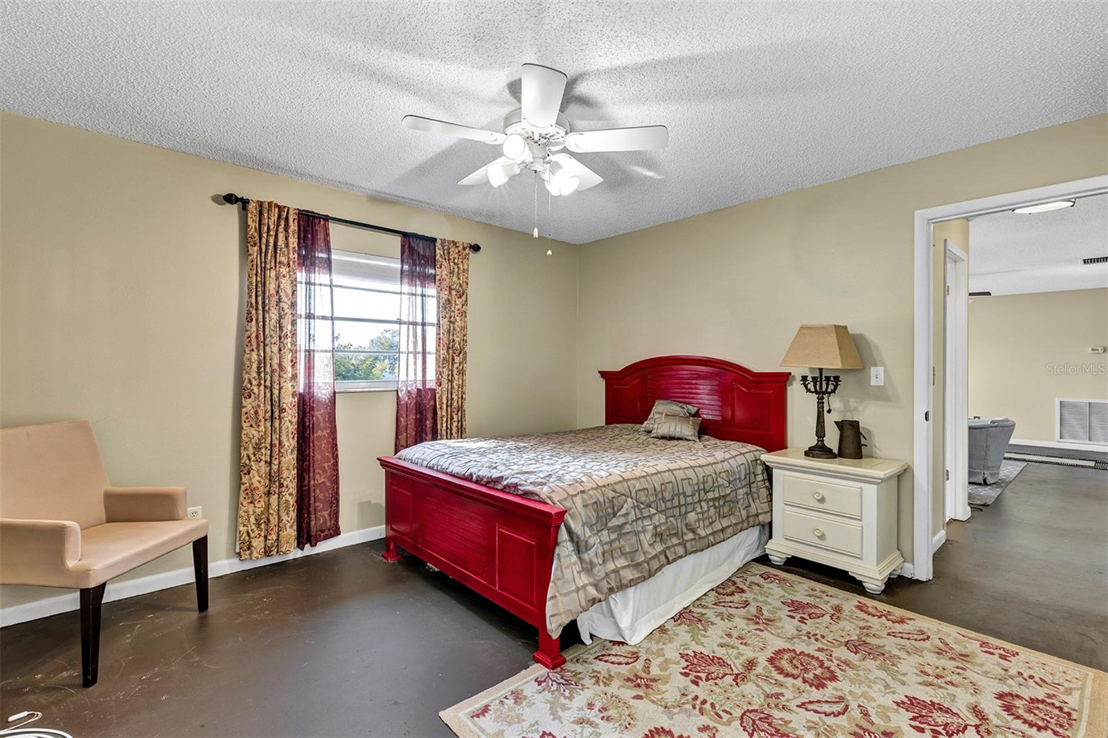 Image 23 of 28 For 2329 North Avenue