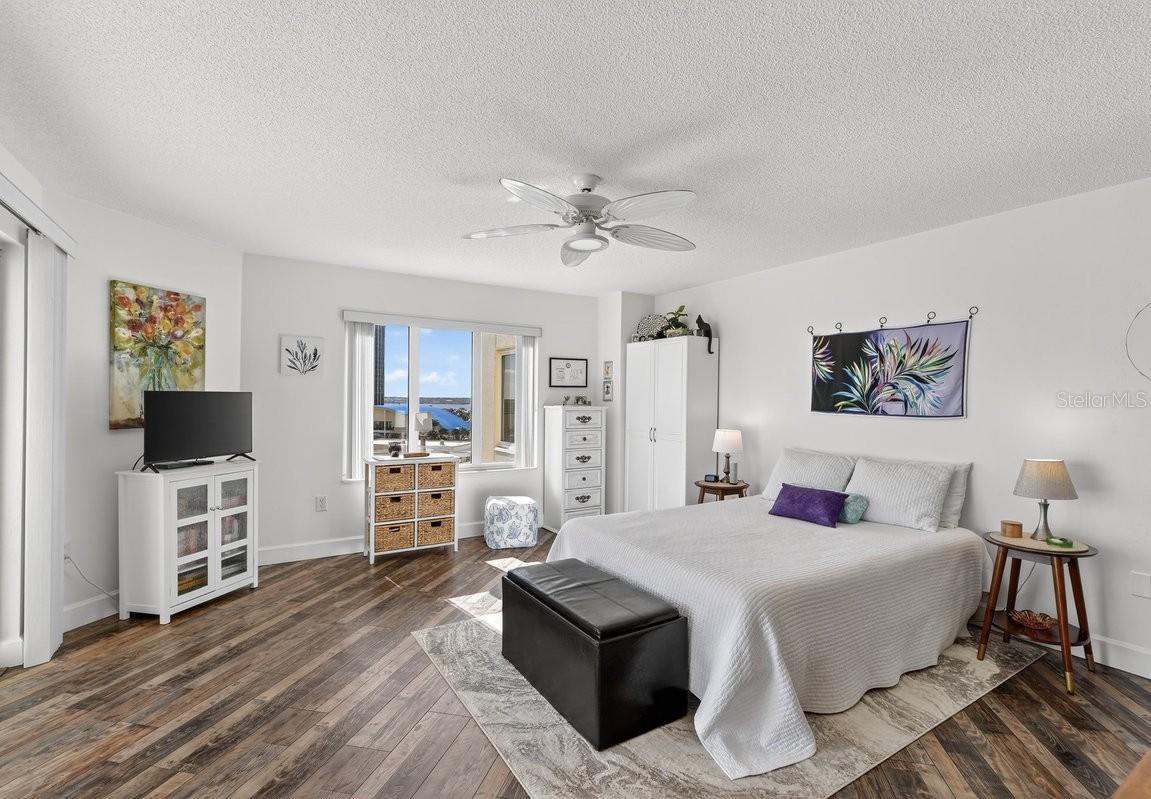 Image 4 of 26 For 2967 Atlantic Avenue 507