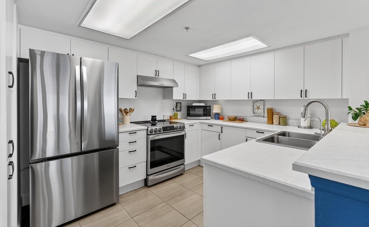 Image 6 of 26 For 2967 Atlantic Avenue 507