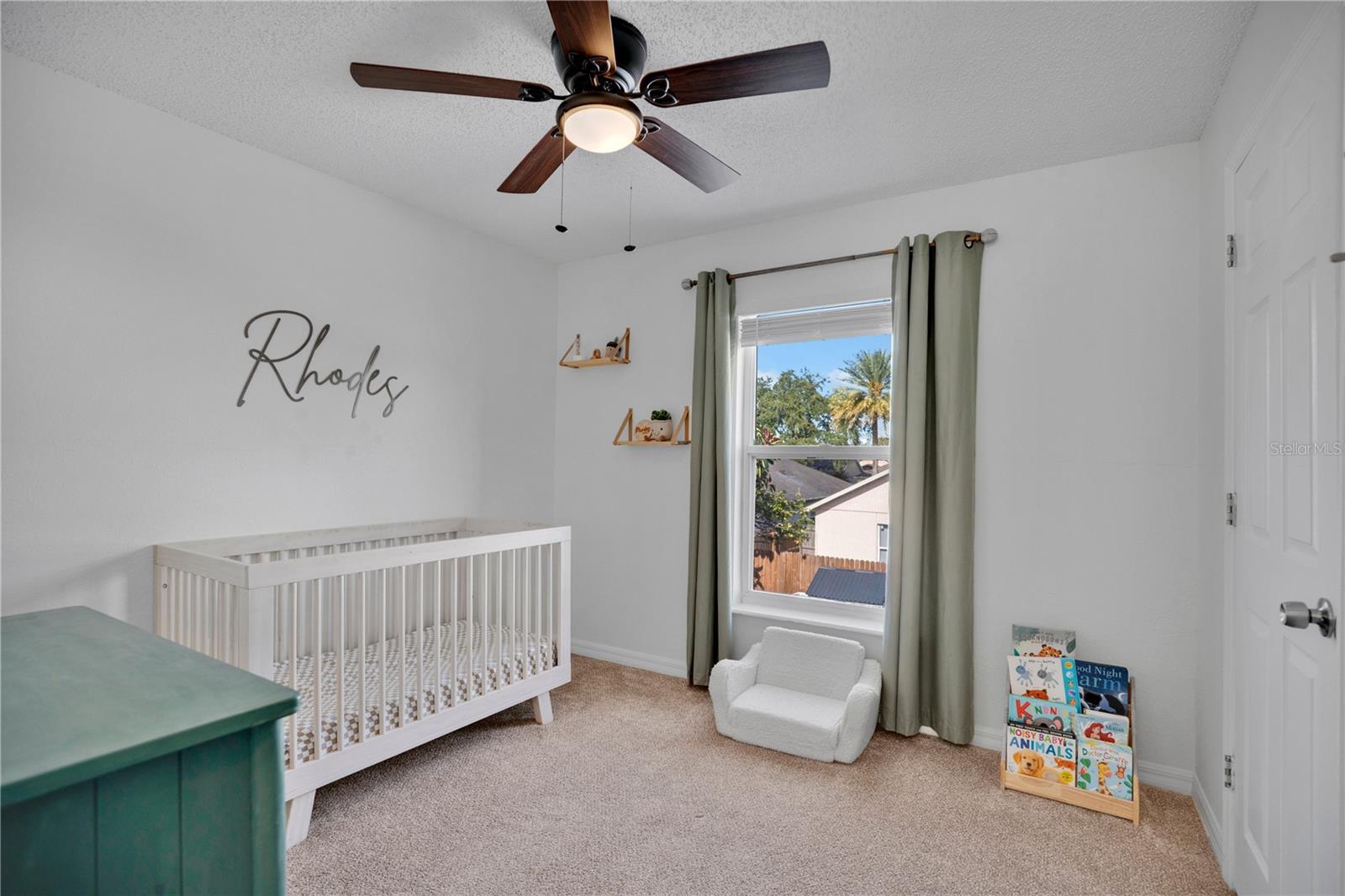 Listing photo id 18 for 128 Carmel Bay Drive