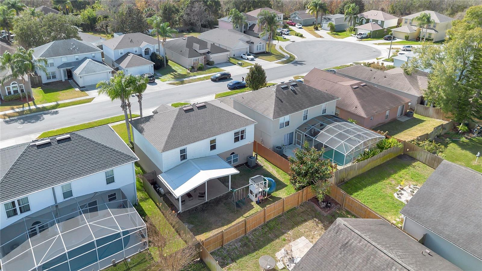 Listing photo id 32 for 128 Carmel Bay Drive