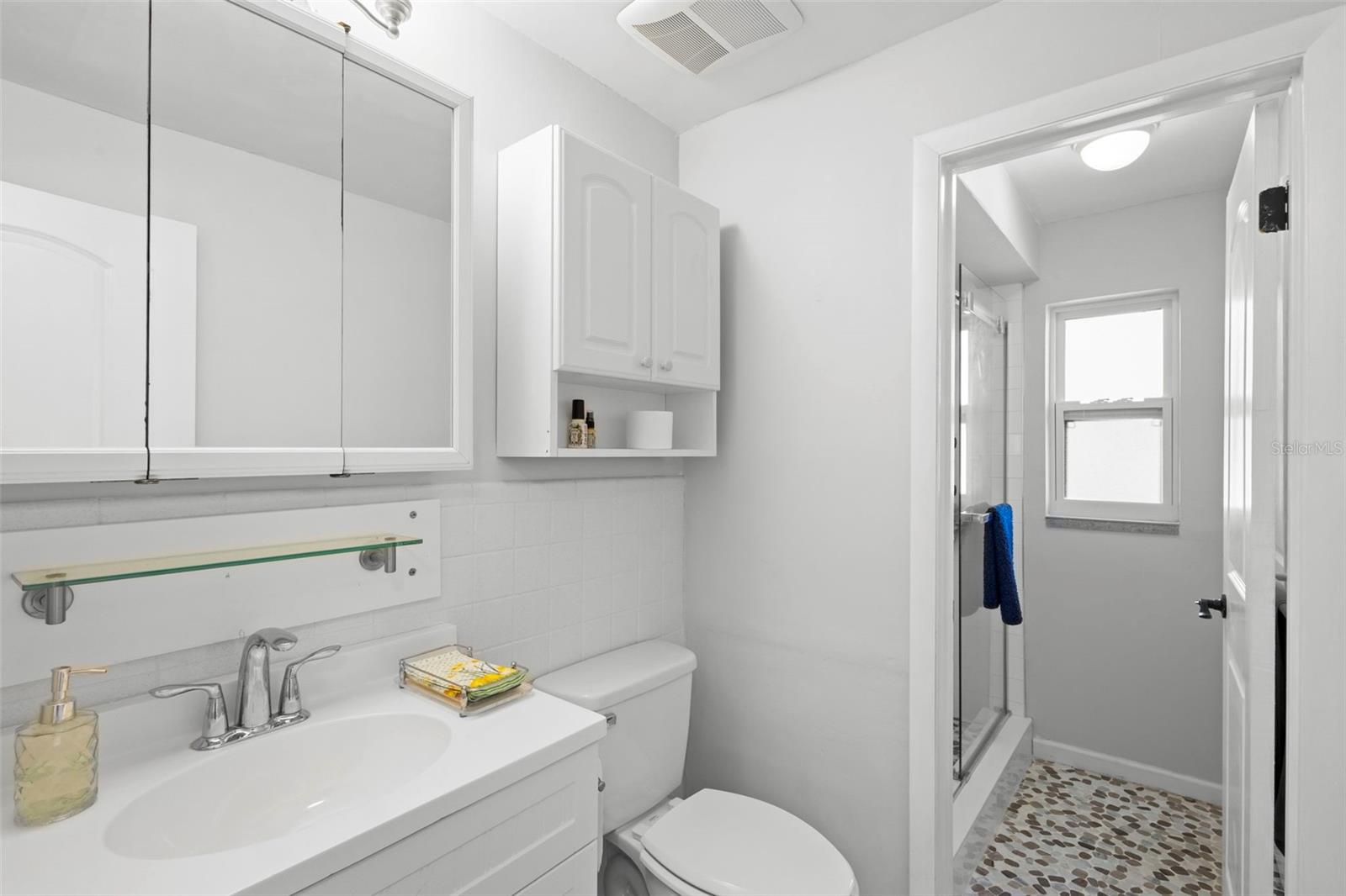 Image 13 of 34 For 1610 Juno Trail