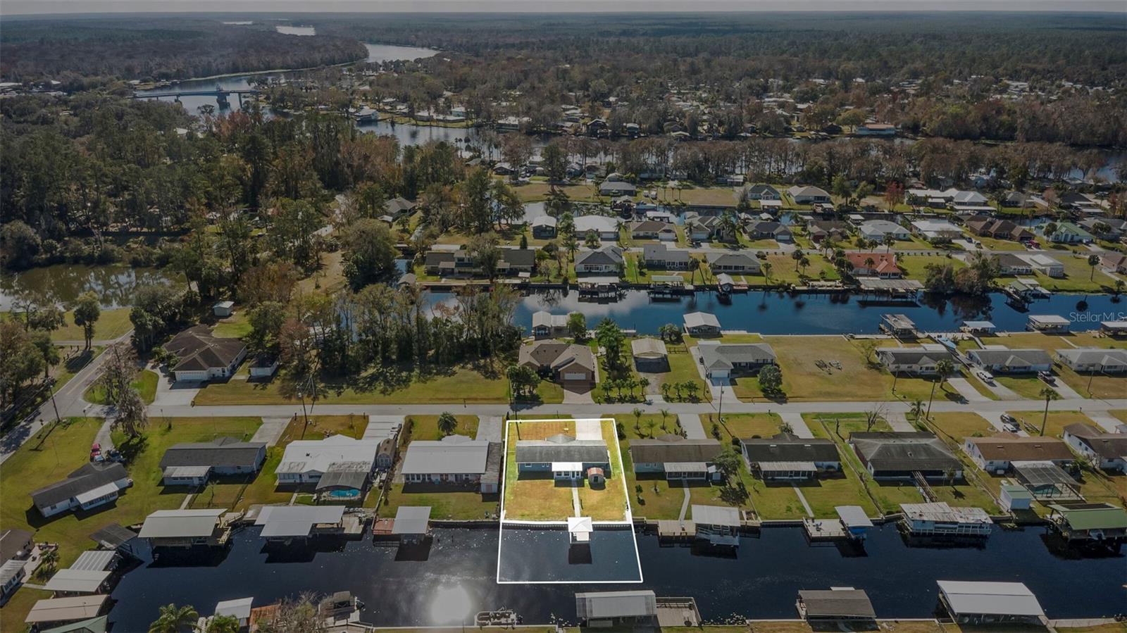 Image 30 of 34 For 1610 Juno Trail