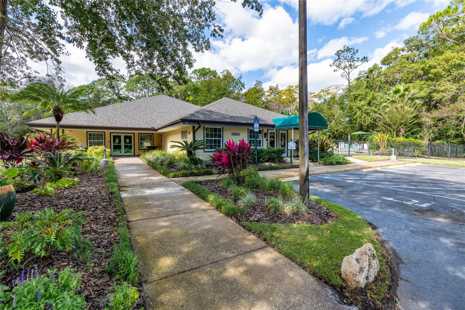 Image 17 of 47 For 33 Fawn Haven Trail