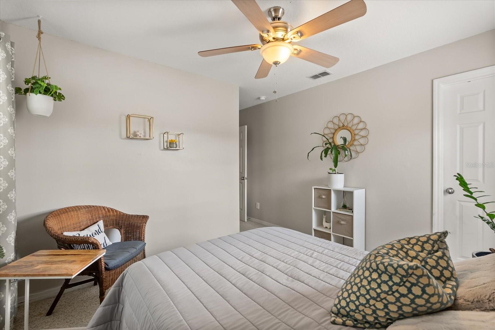 Image 23 of 49 For 13850 Carolina Laurel Drive