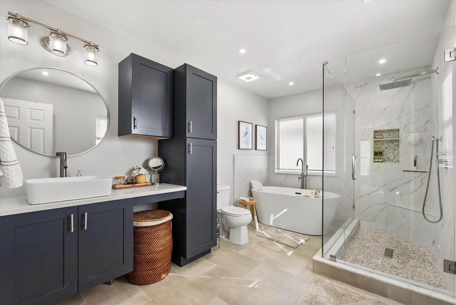 Image 33 of 49 For 13850 Carolina Laurel Drive