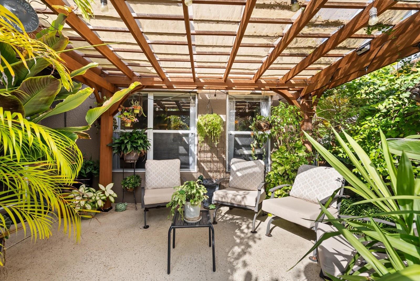 Image 35 of 49 For 13850 Carolina Laurel Drive