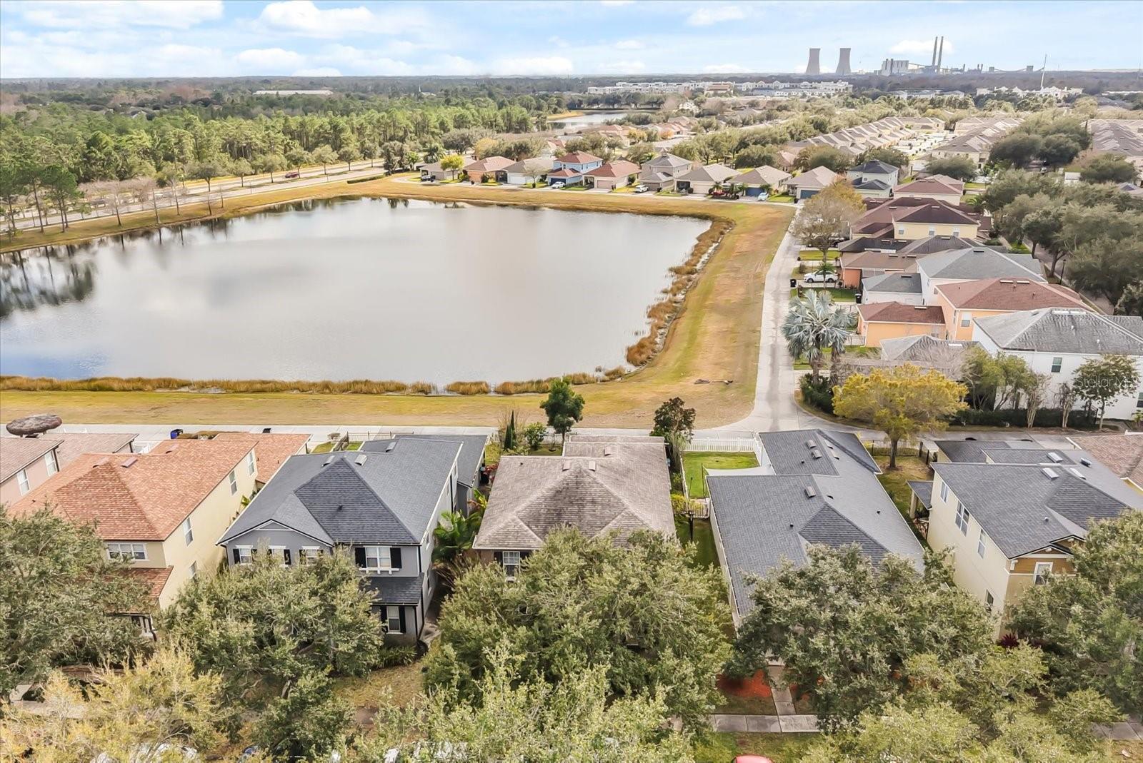 Image 38 of 49 For 13850 Carolina Laurel Drive