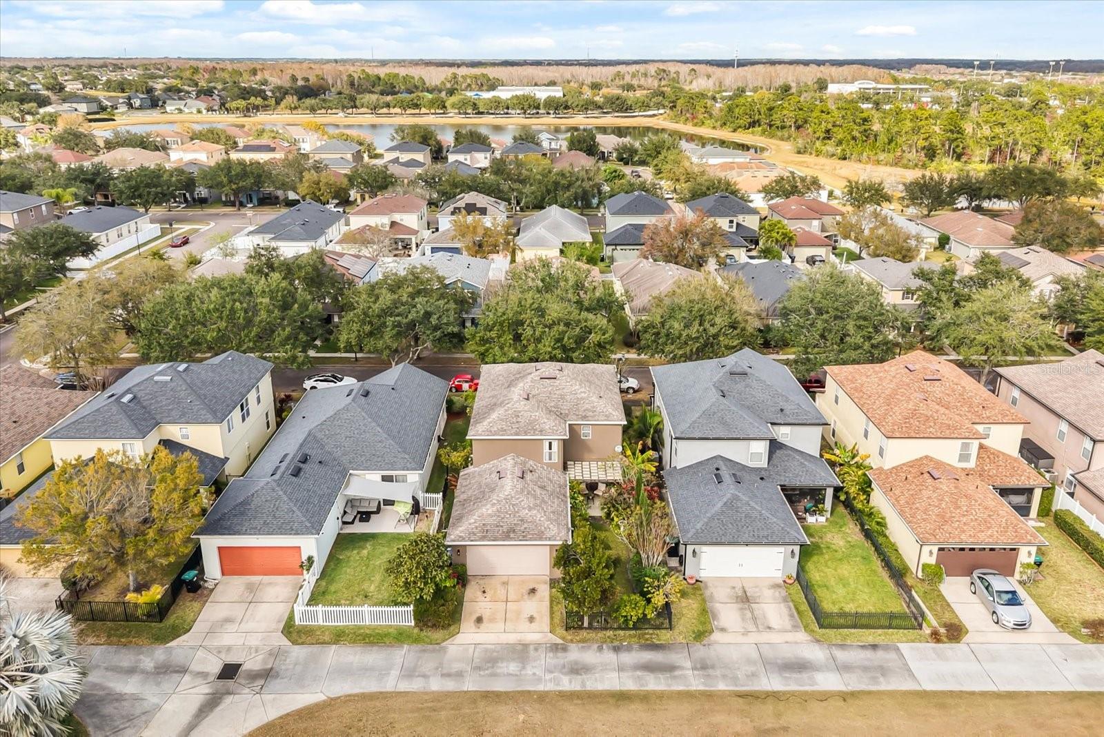 Image 40 of 49 For 13850 Carolina Laurel Drive