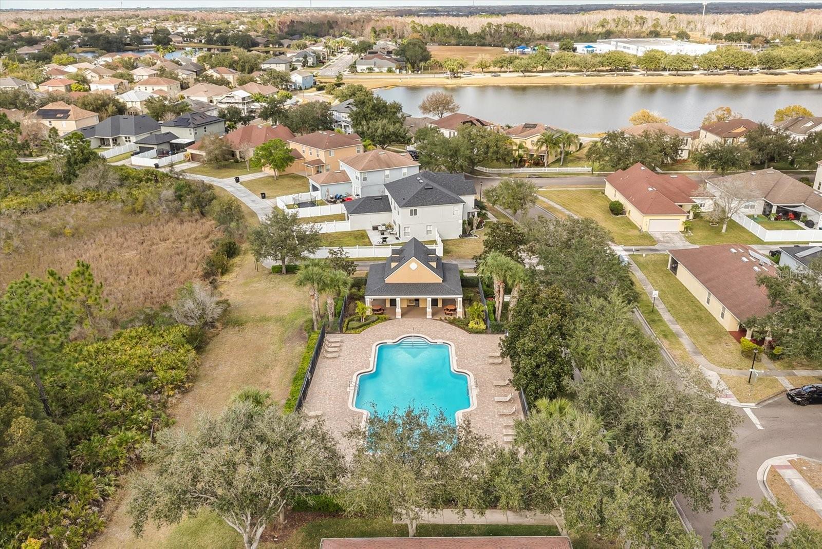 Image 43 of 49 For 13850 Carolina Laurel Drive