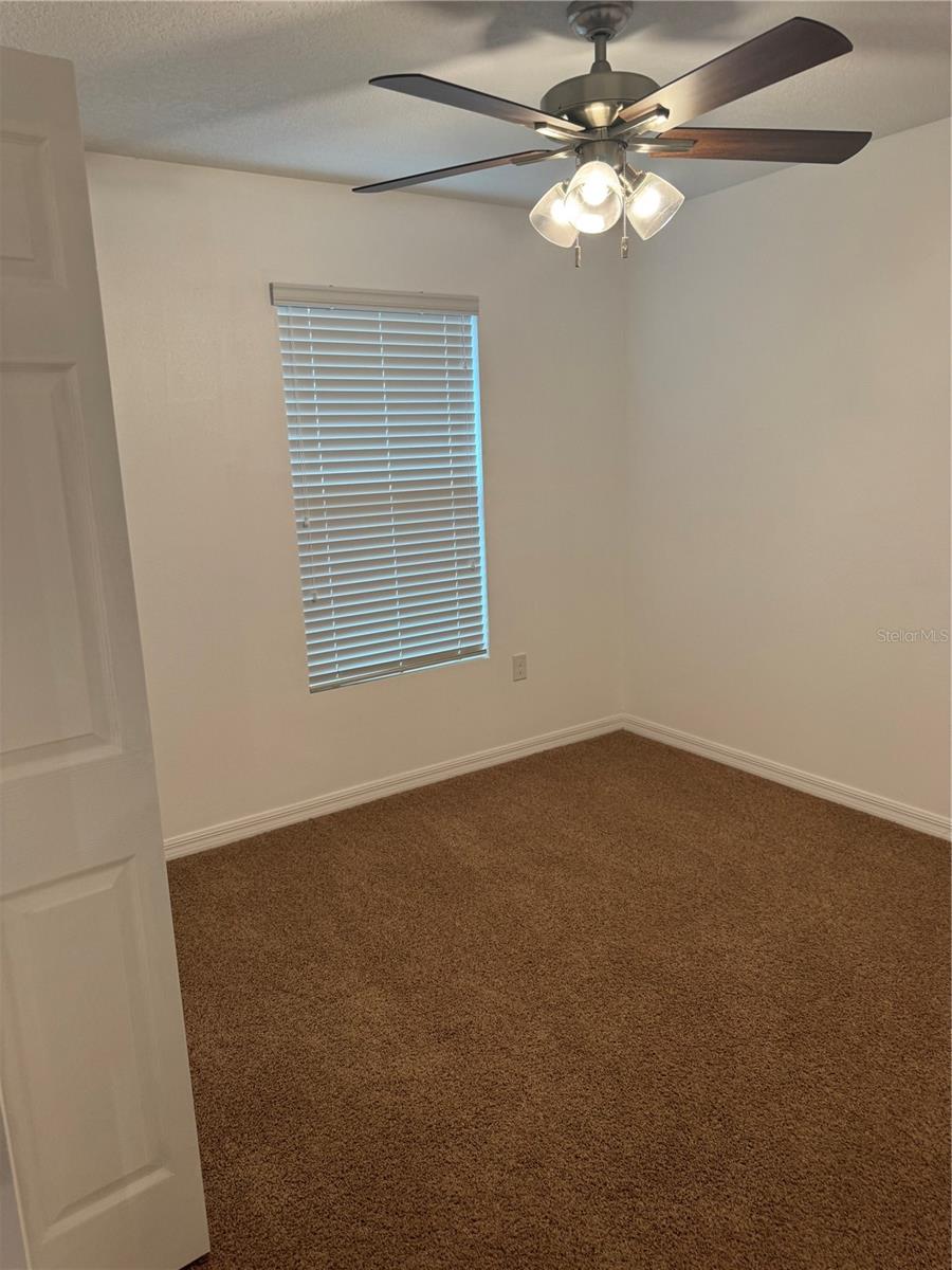 Image 4 of 12 For 413 Beresford Avenue