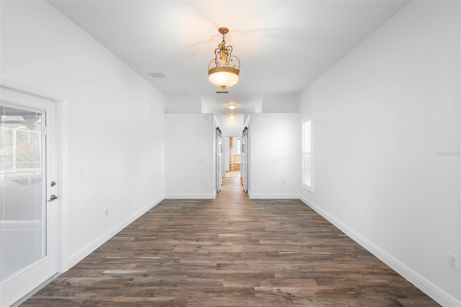 Image 16 of 58 For 73 Sanctuary Avenue