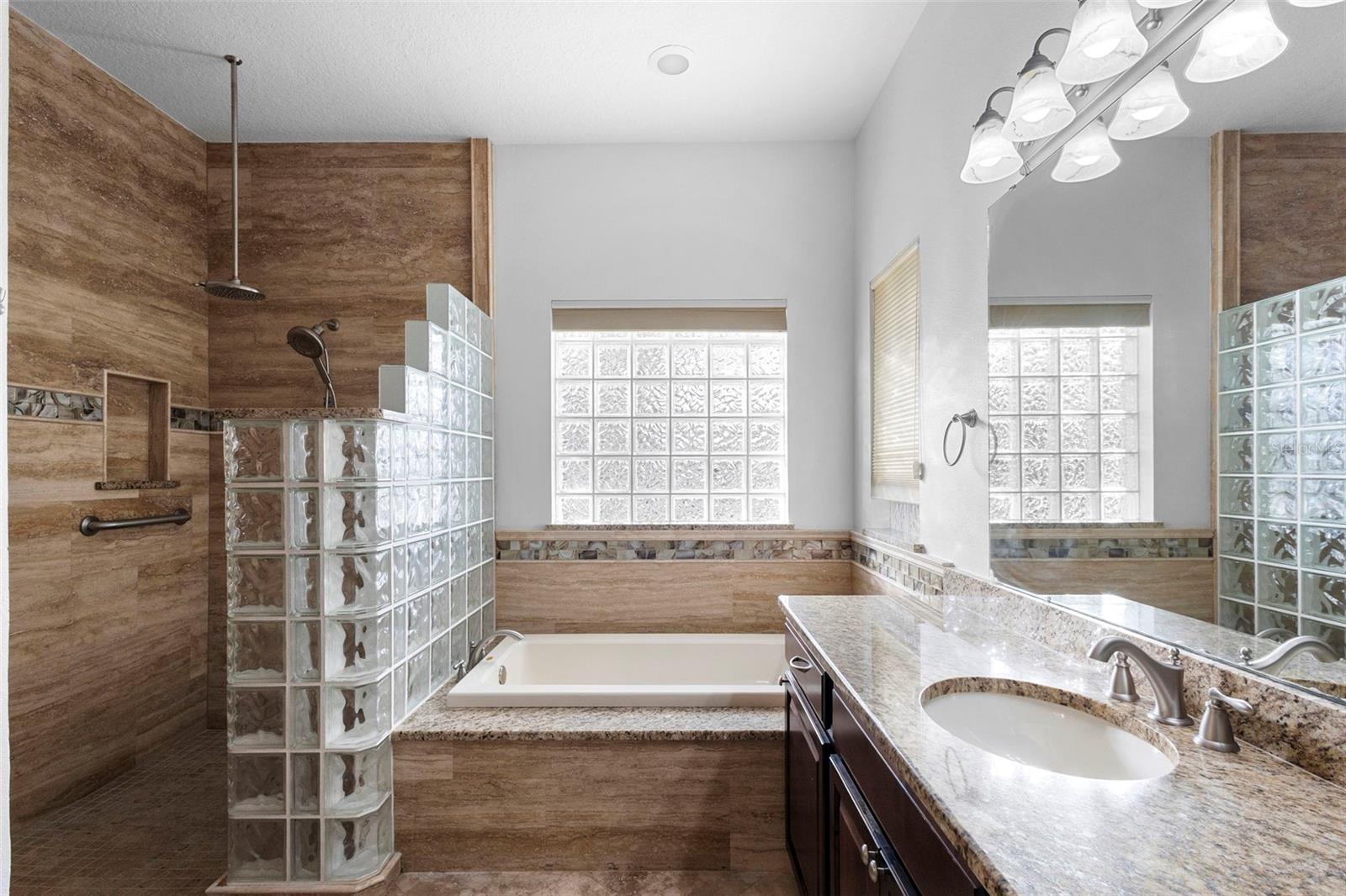 Image 21 of 58 For 73 Sanctuary Avenue