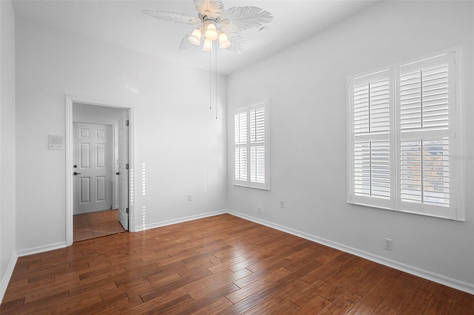 Image 27 of 58 For 73 Sanctuary Avenue