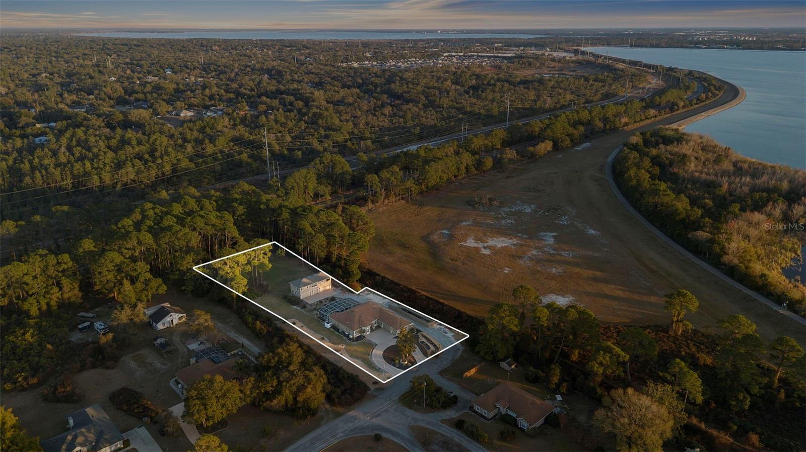 Image 3 of 58 For 73 Sanctuary Avenue