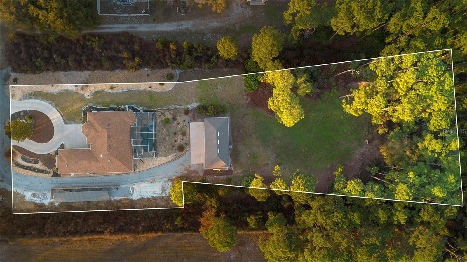 Image 4 of 58 For 73 Sanctuary Avenue