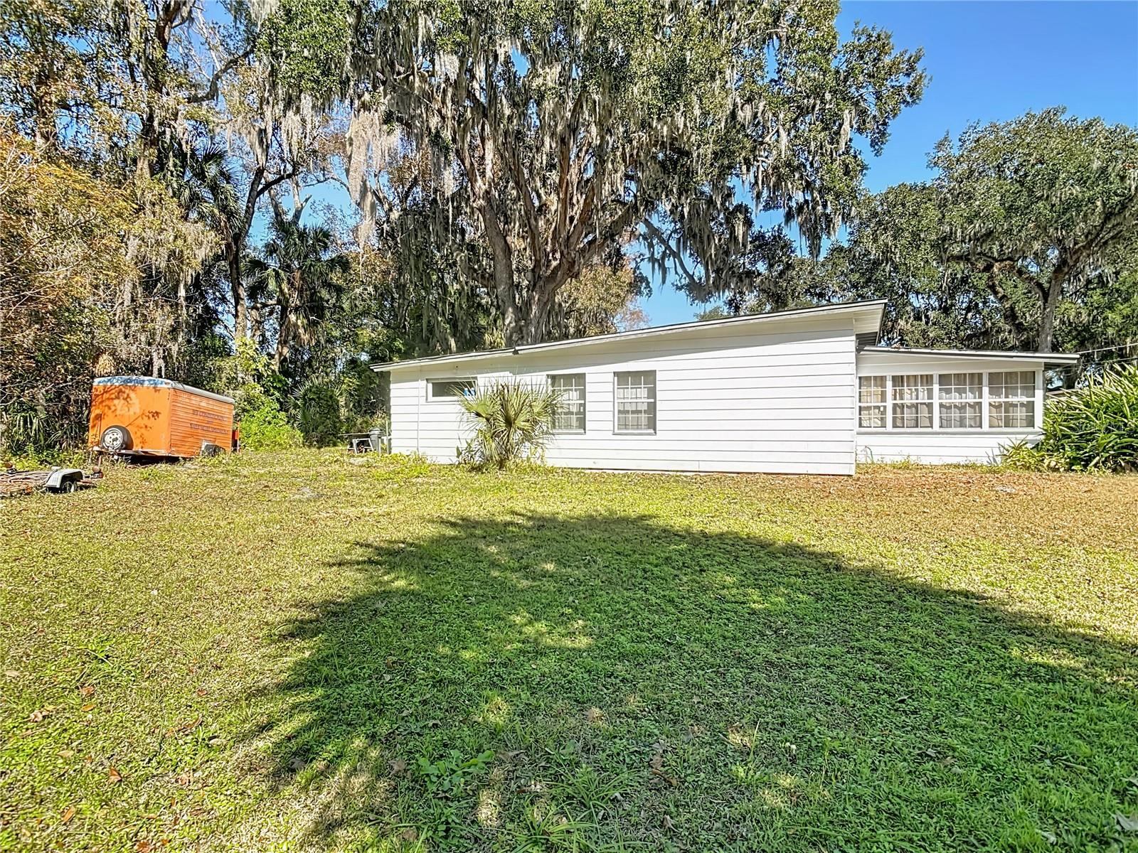 Image 19 of 26 For 210 Herb Court