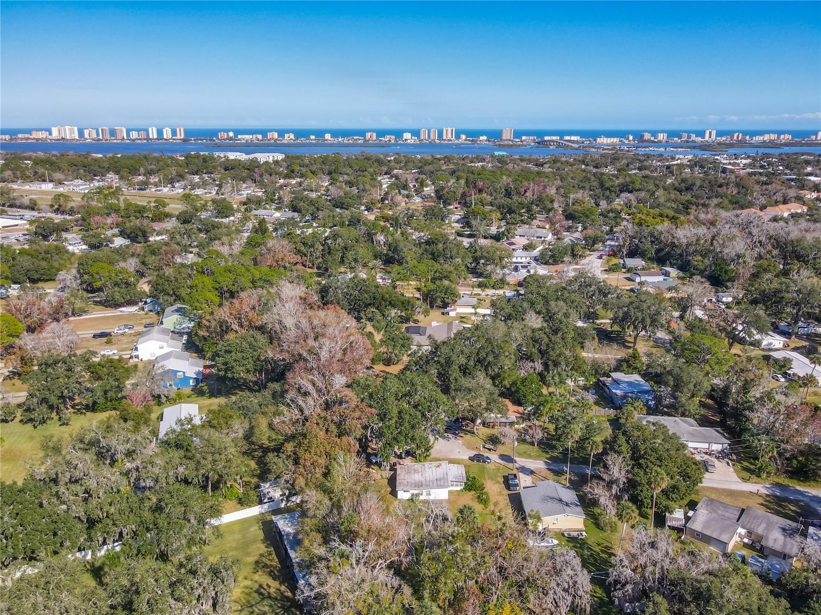 Image 23 of 26 For 210 Herb Court