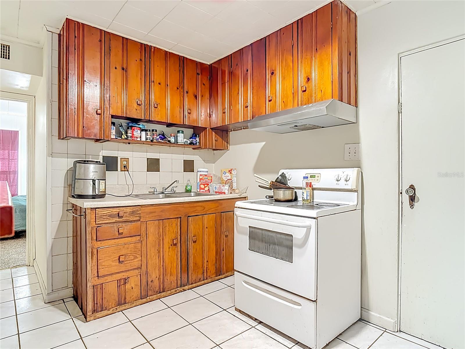 Image 6 of 26 For 210 Herb Court