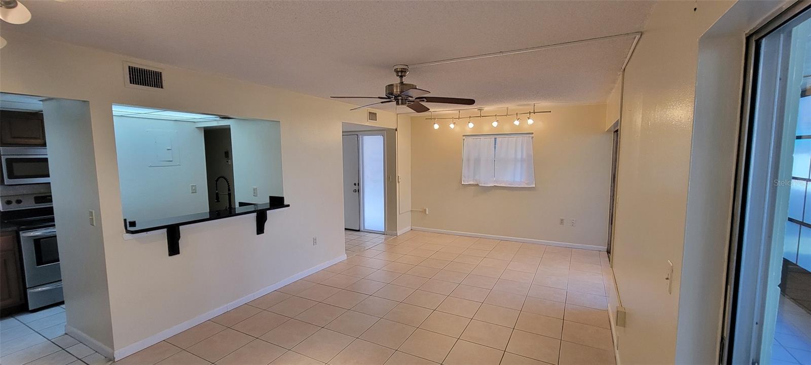 Image 4 of 30 For 180 Magnolia Woods Court 18c