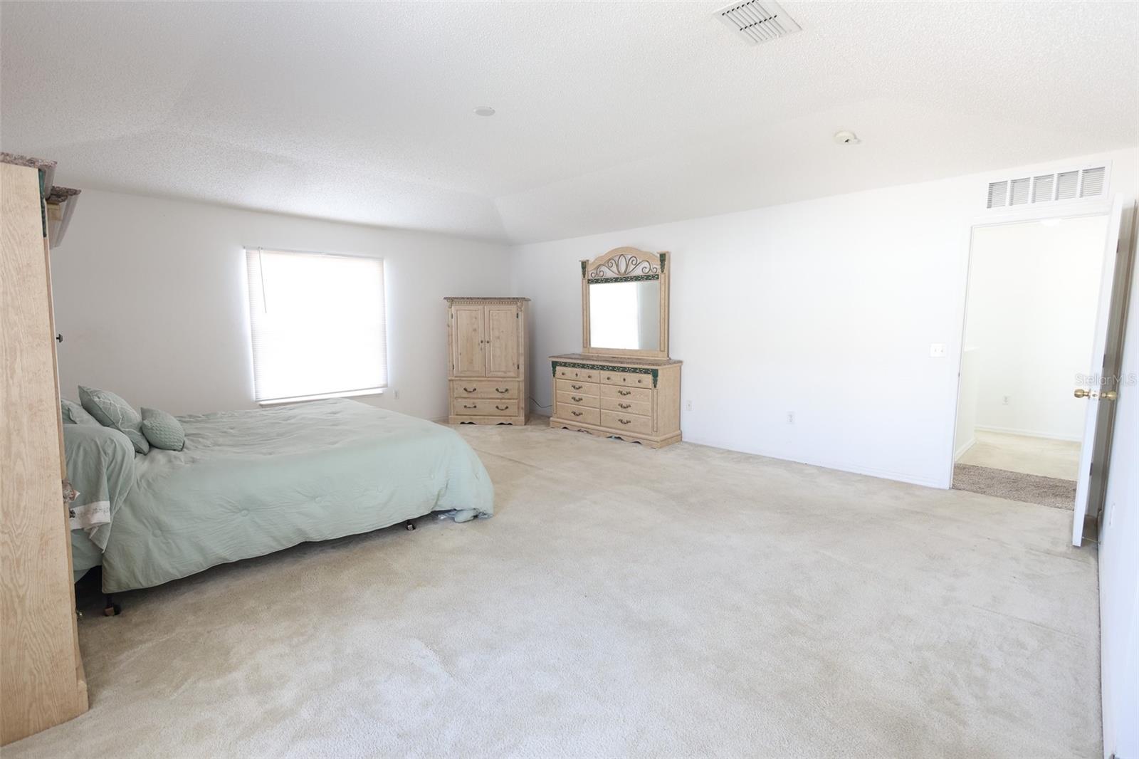 Image 23 of 49 For 2516 Courtland Boulevard