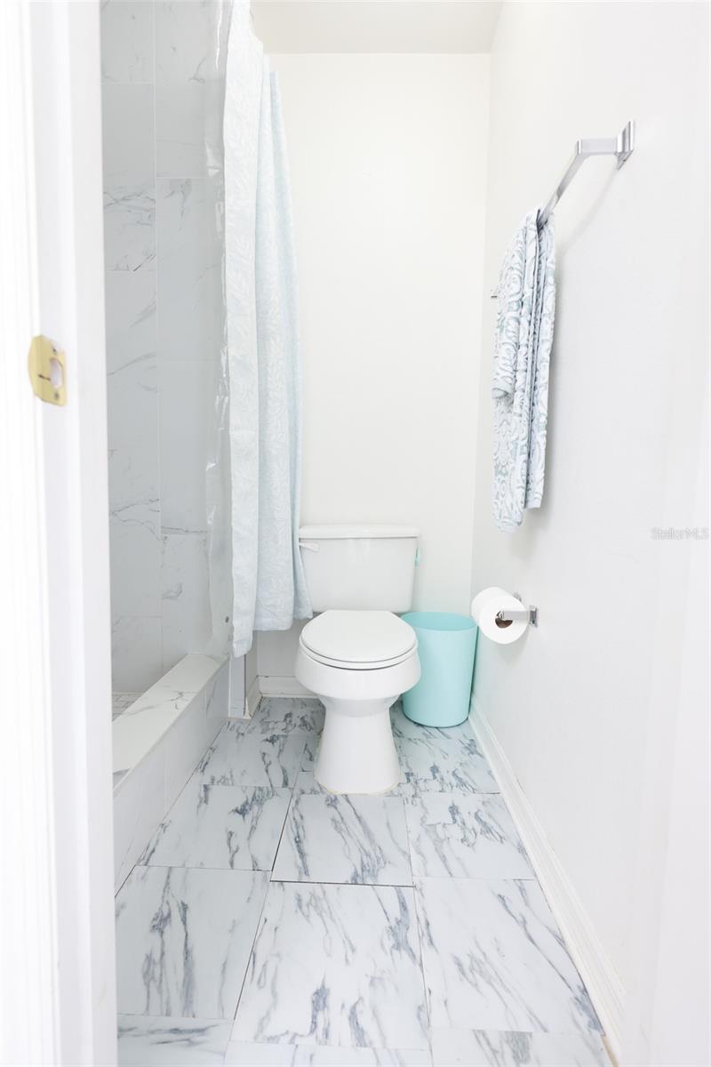 Image 31 of 49 For 2516 Courtland Boulevard