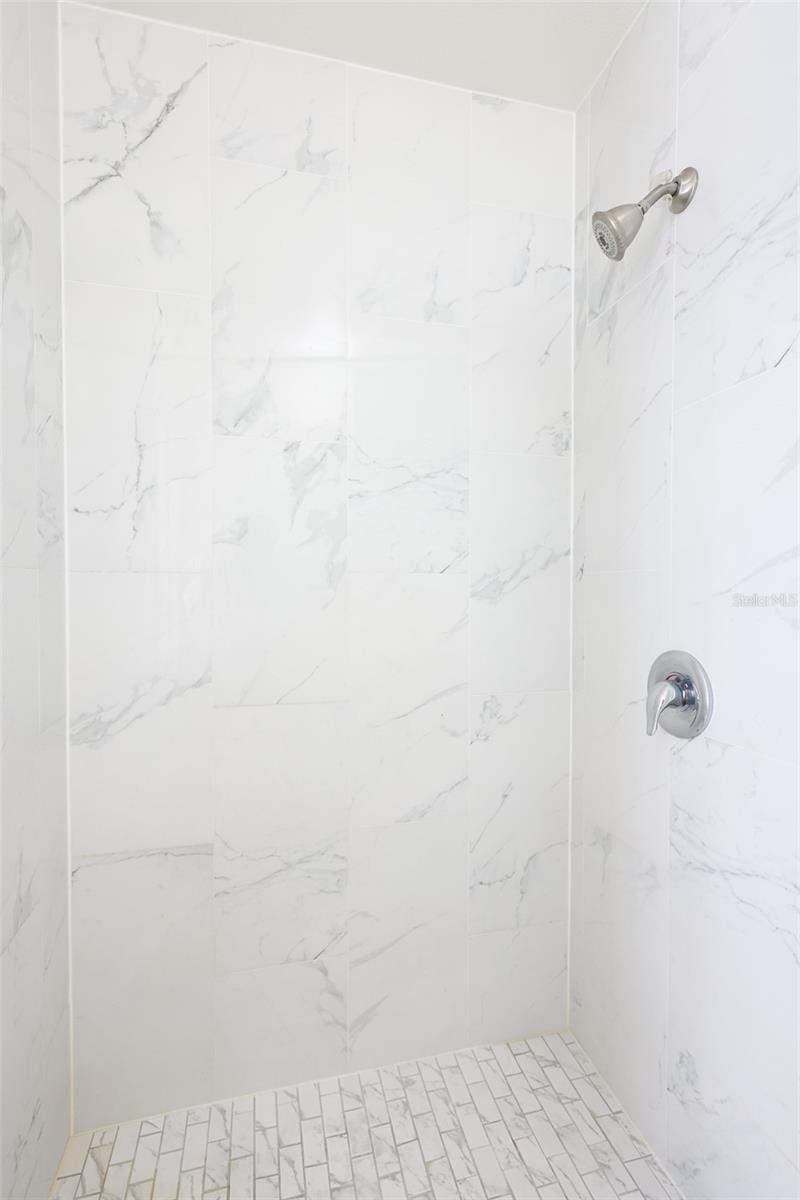 Image 32 of 49 For 2516 Courtland Boulevard