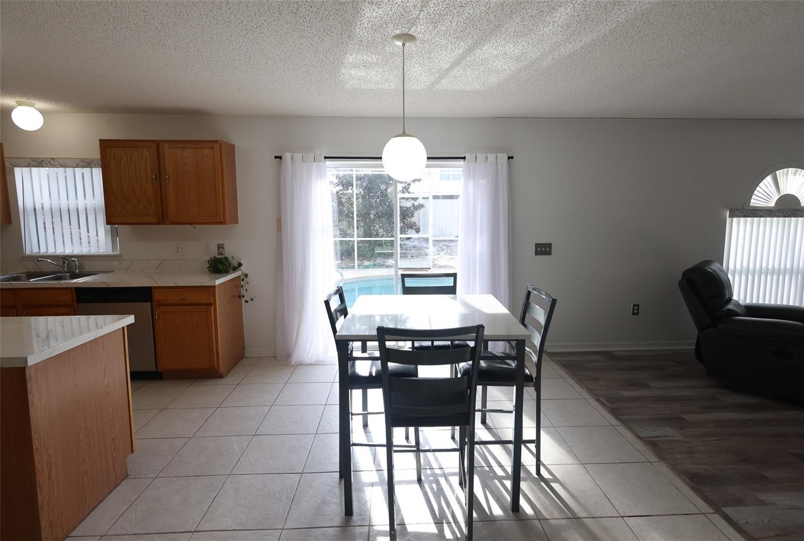 Image 42 of 49 For 2516 Courtland Boulevard