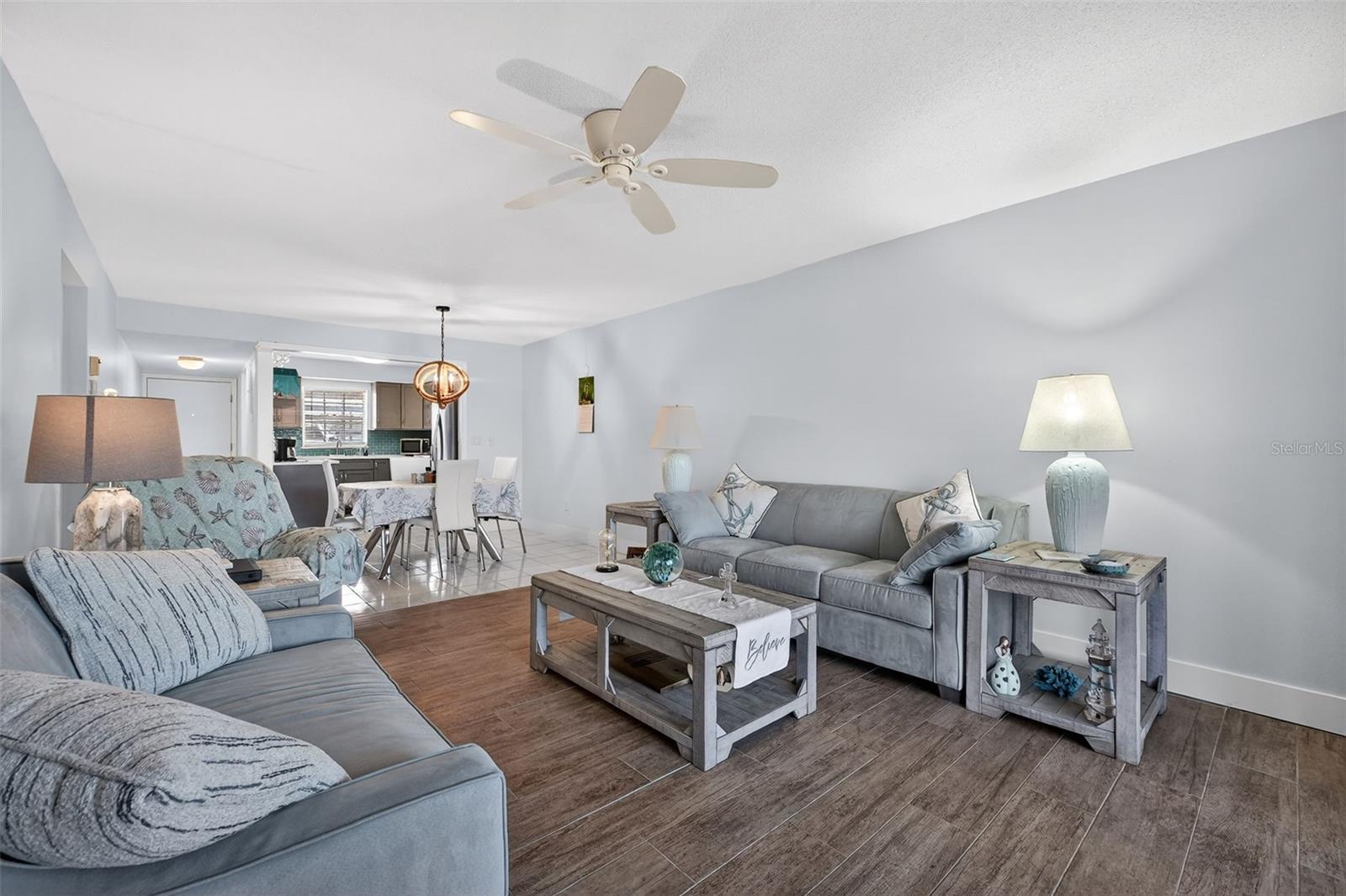 Image 10 of 61 For 1640 Juno Trail 102a