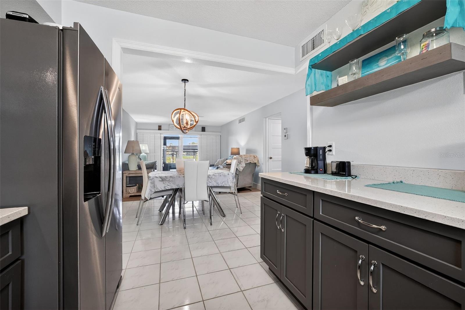 Image 14 of 61 For 1640 Juno Trail 102a