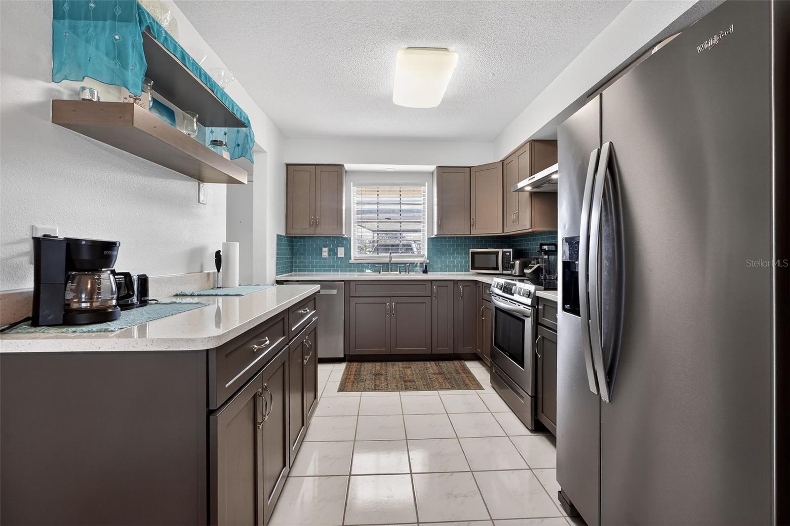 Image 15 of 61 For 1640 Juno Trail 102a