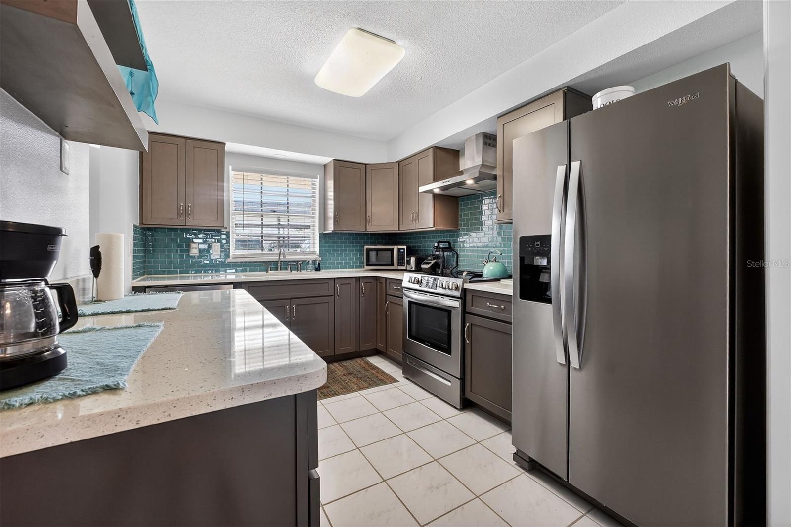 Image 16 of 61 For 1640 Juno Trail 102a