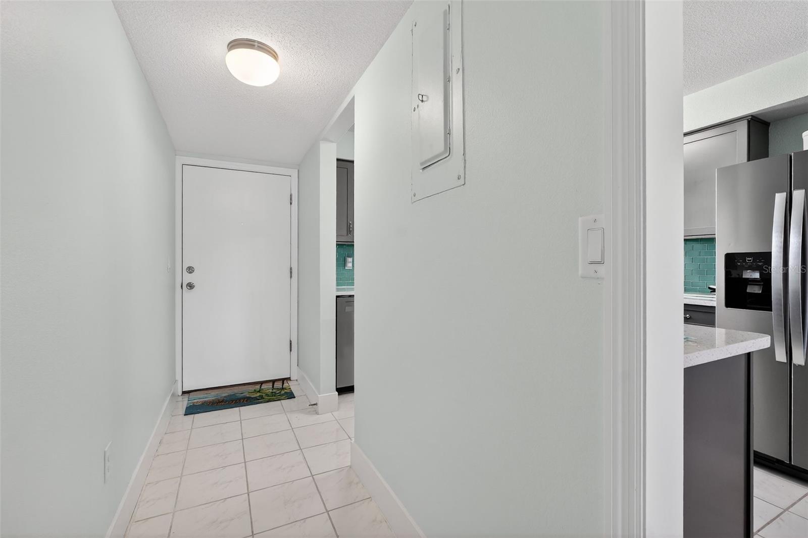 Image 20 of 61 For 1640 Juno Trail 102a