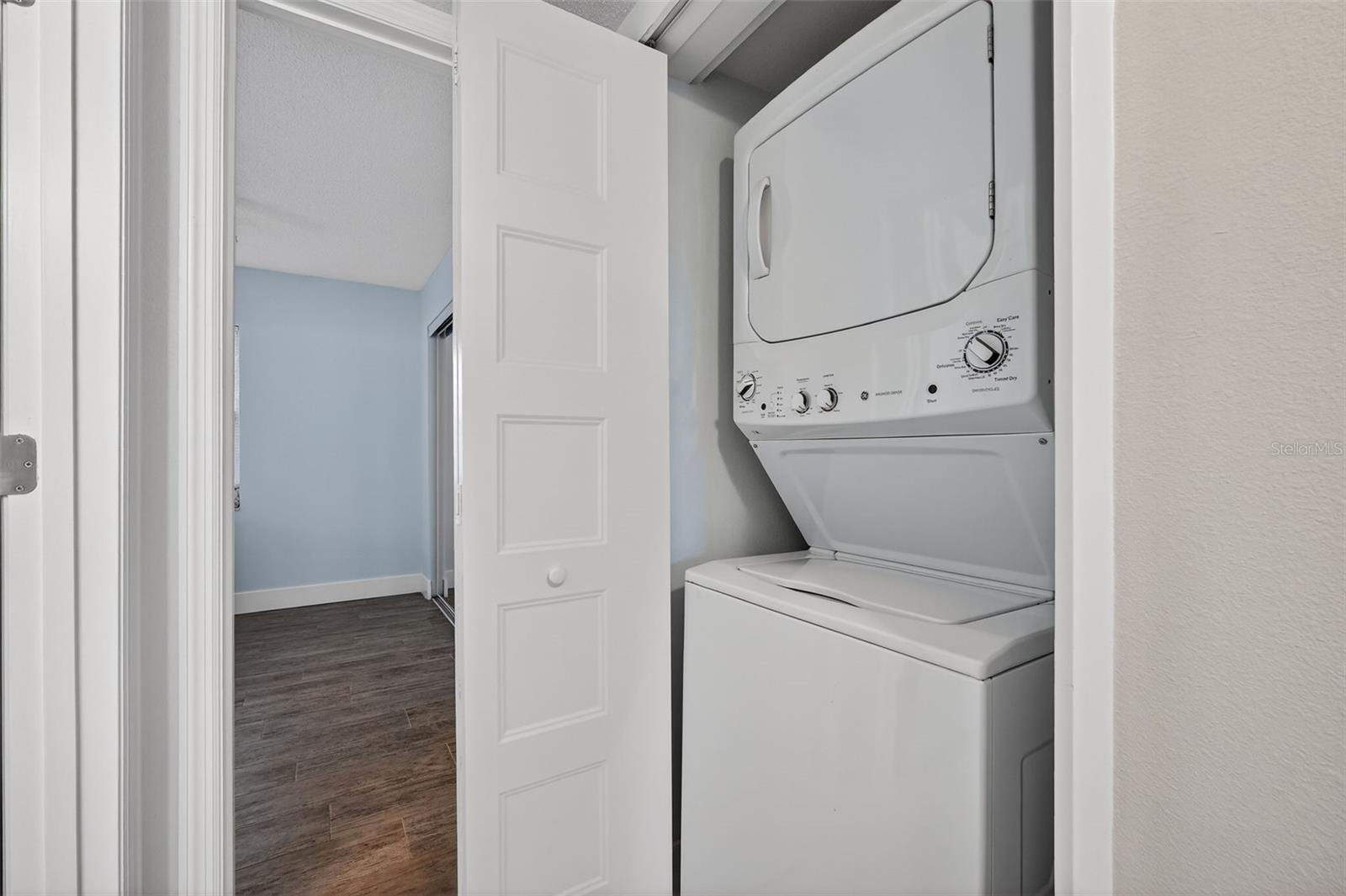 Image 25 of 61 For 1640 Juno Trail 102a