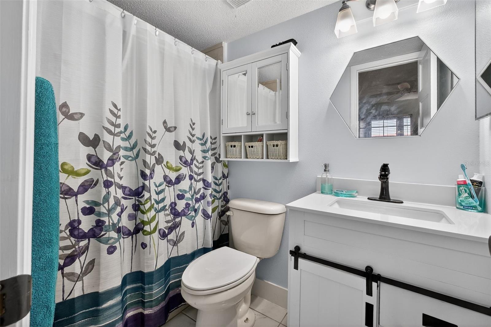 Image 29 of 61 For 1640 Juno Trail 102a