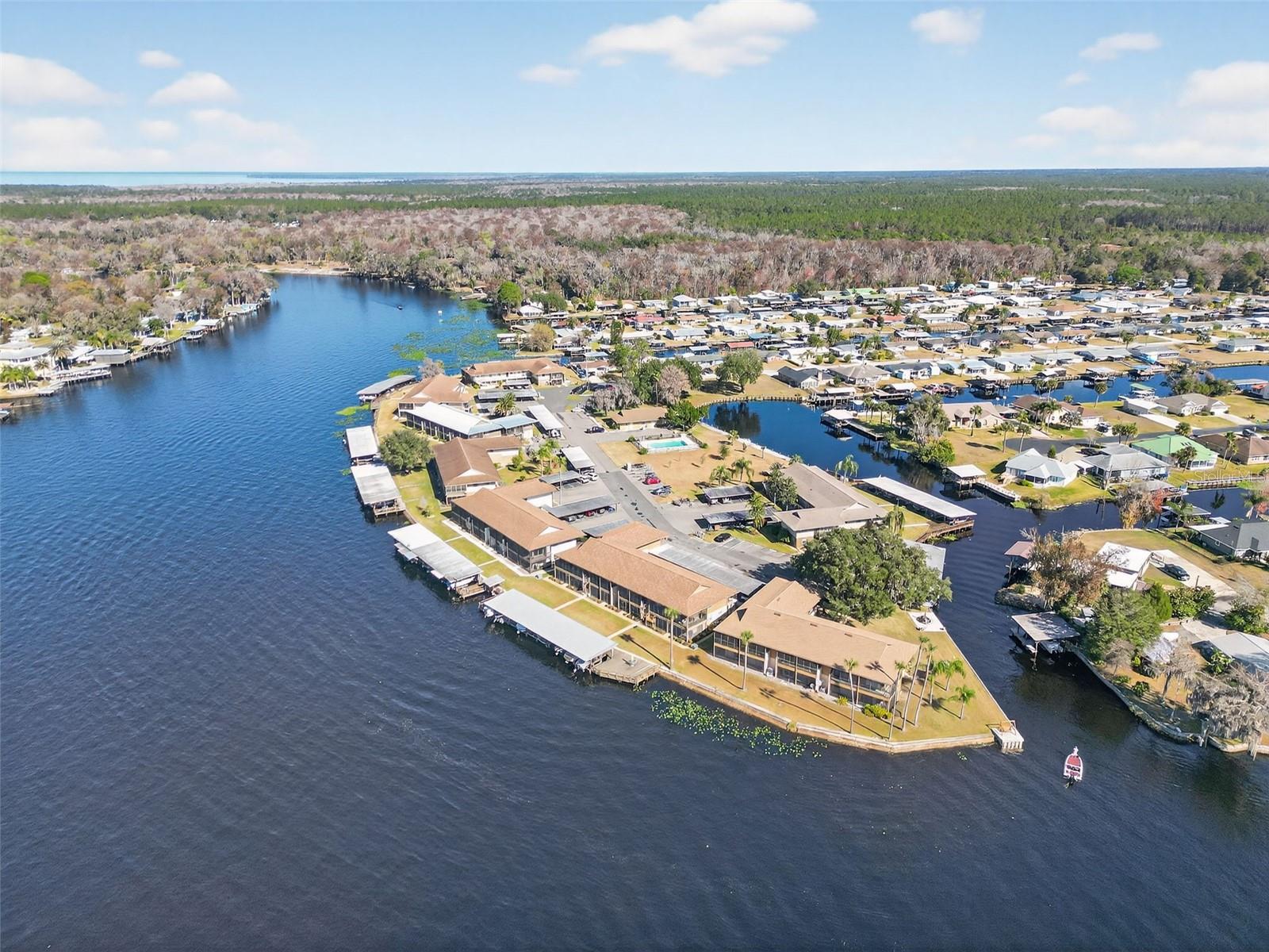 Image 41 of 61 For 1640 Juno Trail 102a