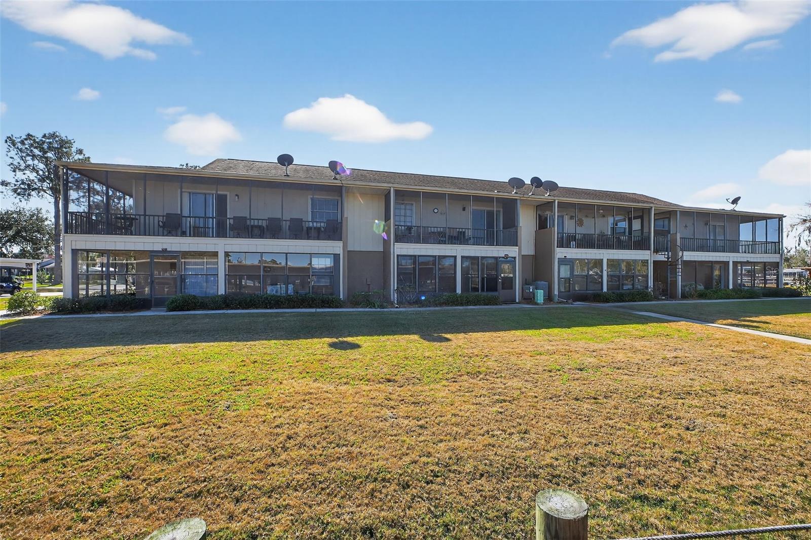 Image 47 of 61 For 1640 Juno Trail 102a